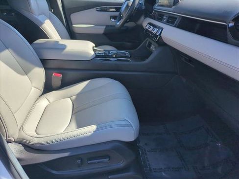 Used 2025 Honda Pilot EX-L image 20