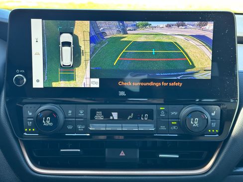 Used 2025 Toyota Grand Highlander AWD Hybrid image 39