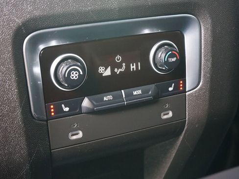 Used 2021 Chevrolet Tahoe RST w/ Luxury Package image 18