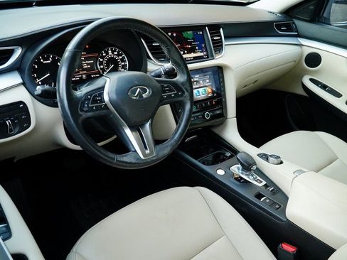 Used 2020 INFINITI QX50 Luxe w/ Navigation Package image 9