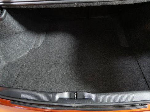 Used 2013 Dodge Charger SXT image 18