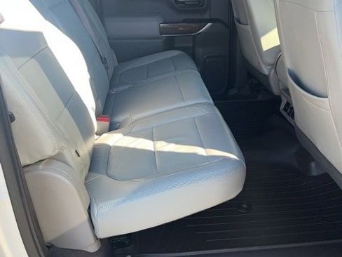 Used 2019 GMC Sierra 1500 SLE w/ SLE Value Package image 11