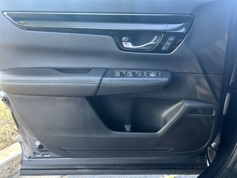 Used 2025 Honda CR-V EX-L image 22