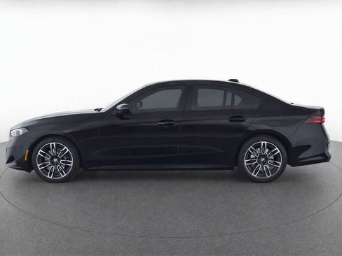 Certified 2024 BMW 540i xDrive w/ Premium Package AWD/4WD image 34
