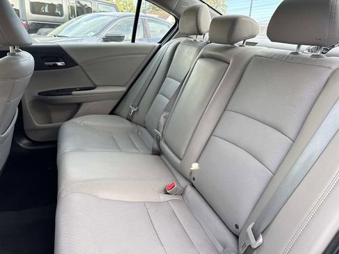 Used 2017 Honda Accord EX-L image 15