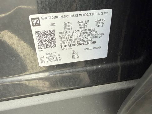Used 2023 GMC Terrain SLT AWD/4WD image 14
