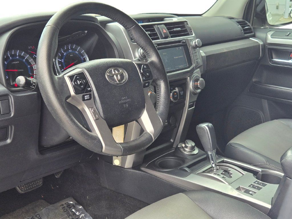 Used 2018 Toyota 4Runner SR5 Premium AWD/4WD image 16