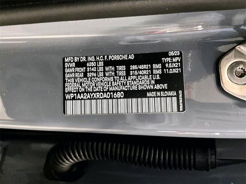 Certified 2024 Porsche Cayenne image 35