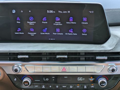 Certified 2025 Kia Telluride SX Prestige X-Line AWD/4WD image 17