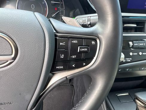 Used 2025 Lexus ES 350 w/ Premium Package FWD image 28