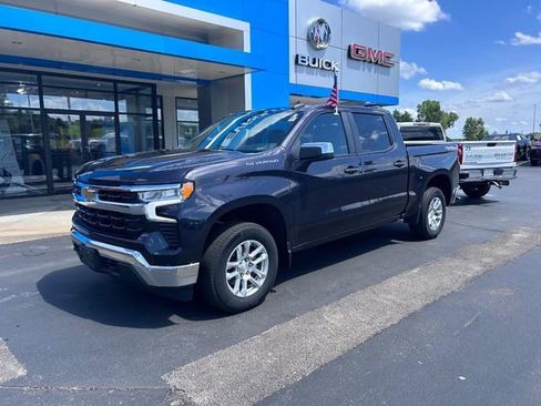Used 2022 Chevrolet Silverado 1500 LT image 2