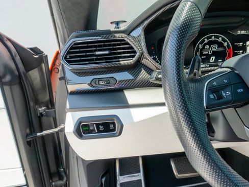 Used 2023 Lamborghini Urus S AWD/4WD image 73