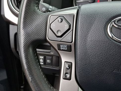 Used 2018 Toyota Tacoma Limited image 24