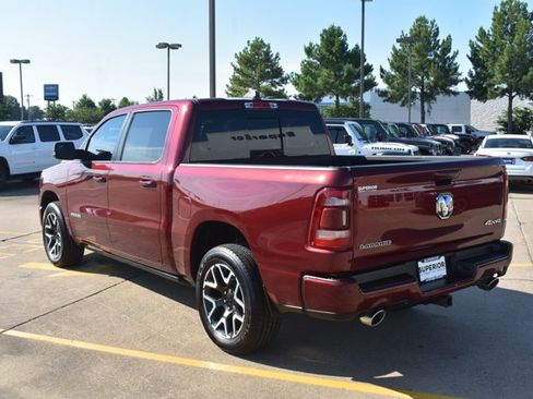 Used 2024 RAM 1500 Laramie AWD/4WD image 9