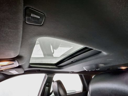 Used 2022 Dodge Durango GT w/ Blacktop Package image 4