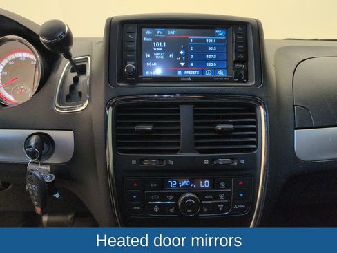 Used 2019 Dodge Grand Caravan GT image 29