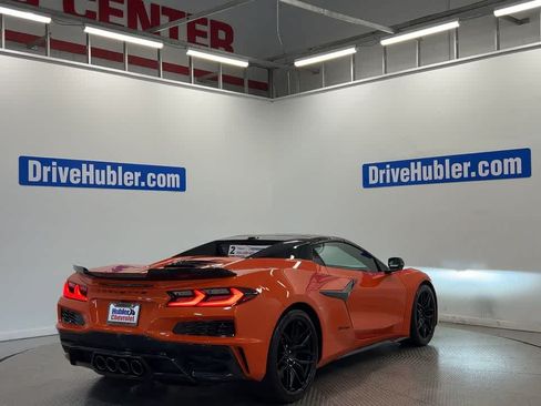 Used 2025 Chevrolet Corvette Z06 w/ Stealth Interior Trim Package RWD image 2