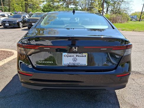 Used 2023 Honda Accord LX image 5