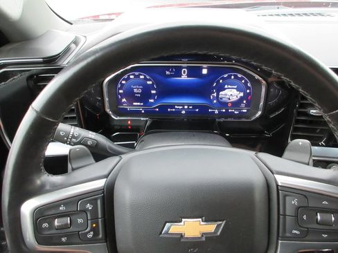 Certified 2022 Chevrolet Silverado 1500 LTZ AWD/4WD image 32