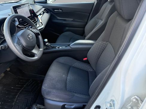 Used 2021 Toyota C-HR LE image 15