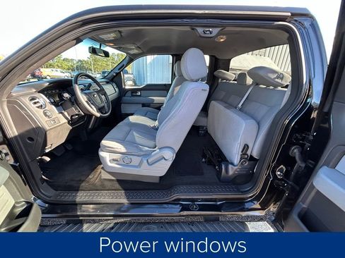 Used 2014 Ford F150 XLT w/ XLT Chrome Package image 23