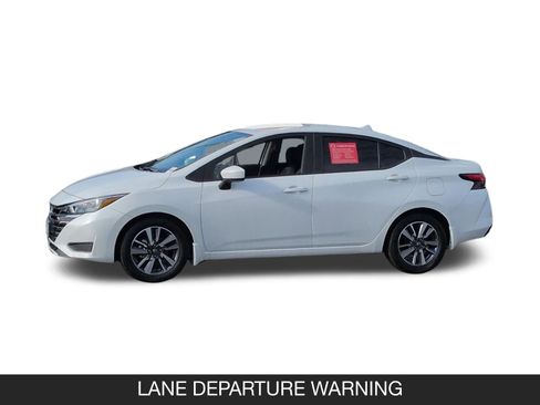 Certified 2025 Nissan Versa SV w/ Trunk Package image 5