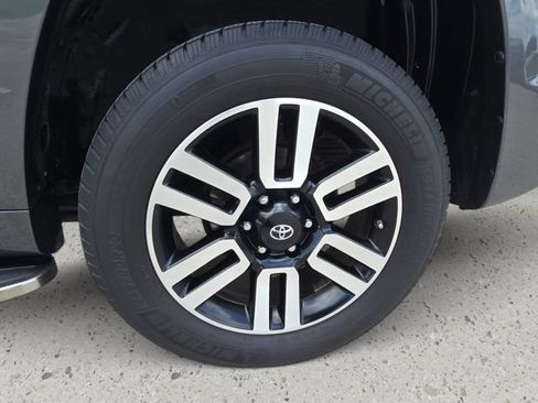 Used 2019 Toyota 4Runner Limited RWD image 35
