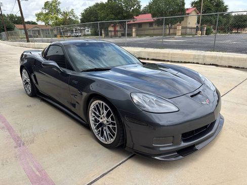 Used 2010 Chevrolet Corvette ZR1 w/ Preferred Equipment Group RWD image 13