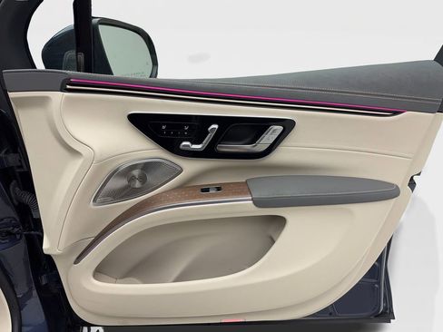 Used 2023 Mercedes-Benz EQS 450+ SUV image 35