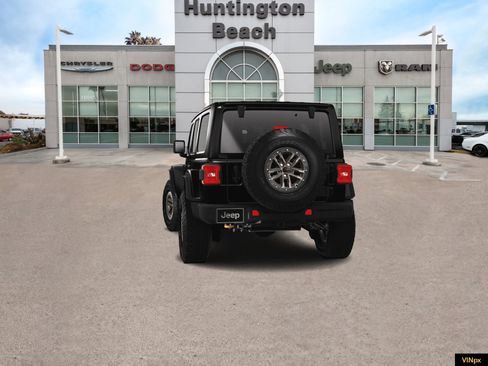 New 2025 Jeep Wrangler Unlimited Rubicon 392 image 12
