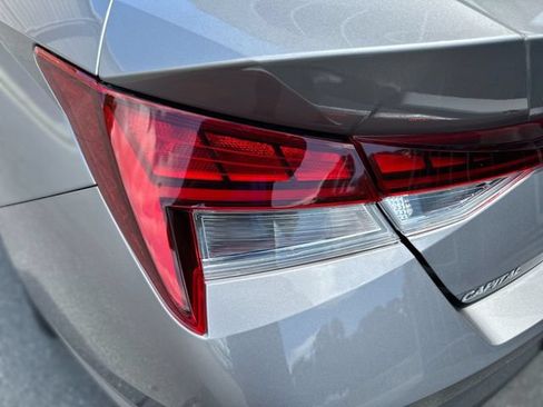 Used 2023 Hyundai Elantra Blue FWD image 25