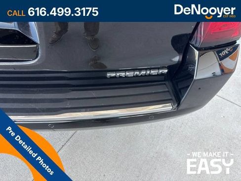 Used 2019 Chevrolet Tahoe Premier AWD/4WD image 13