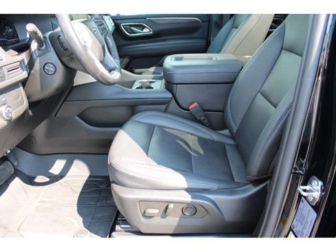 Used 2023 Chevrolet Tahoe Z71 w/ Luxury Package image 10