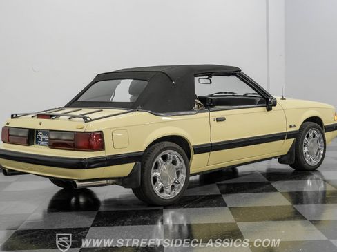 Used 1989 Ford Mustang LX image 10