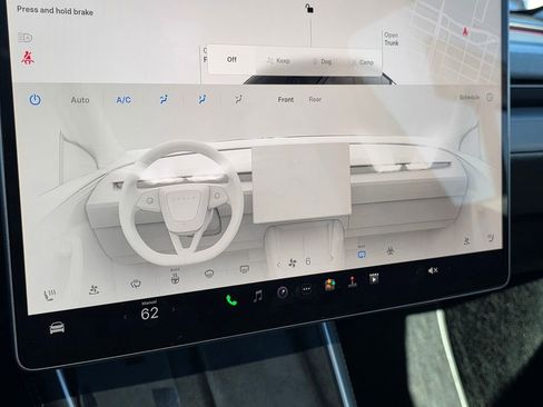 Used 2026 Tesla Model Y 2WD image 27