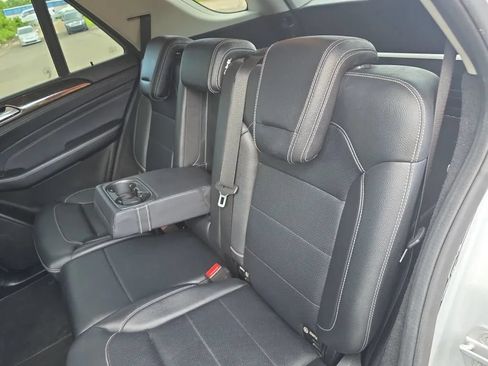 Used 2015 Mercedes-Benz ML 350 2WD image 41