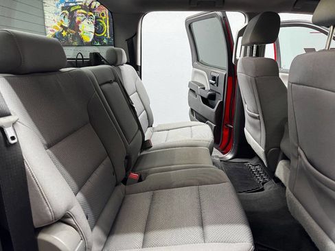 Used 2018 Chevrolet Silverado 1500 Custom w/ Custom Value Package AWD/4WD image 43