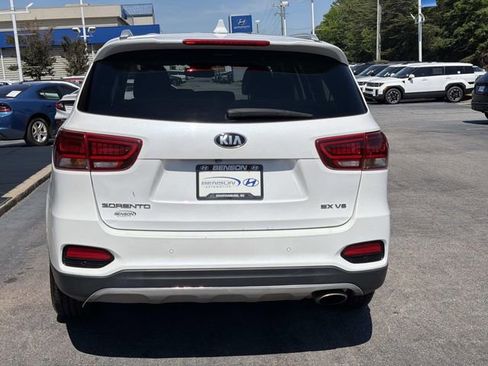 Used 2019 Kia Sorento EX AWD/4WD image 4
