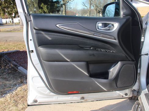 Used 2018 INFINITI QX60 FWD w/ Premium Plus Package image 11