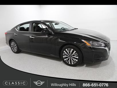 Used 2023 Nissan Altima 2.5 SV