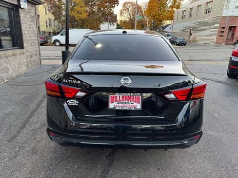 Used 2019 Nissan Altima 2.5 S image 5