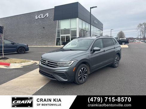 Used 2024 Volkswagen Tiguan S image 19