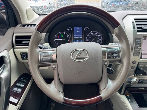 Used 2016 Lexus GX 460 Luxury image 37