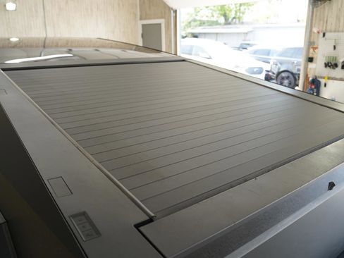 Used 2024 Tesla Cybertruck AWD Crew Cab image 35