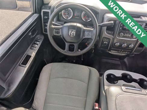 Used 2015 RAM 3500 Tradesman w/ Chrome Appearance Group image 16