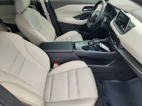 New 2026 Nissan Rogue SV w/ SV Premium Package image 10