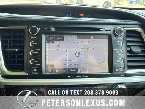 Used 2018 Toyota Highlander Limited Platinum AWD/4WD image 17