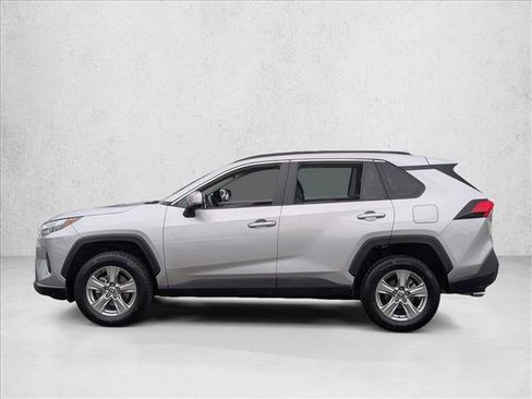 Used 2024 Toyota RAV4 XLE image 9