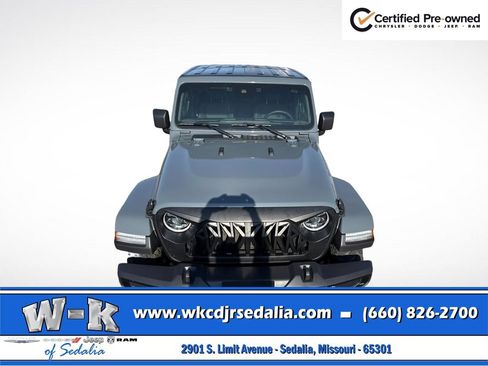 Certified 2025 Jeep Gladiator Sport AWD/4WD image 17