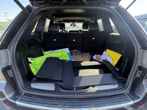 Used 2015 Jeep Grand Cherokee Limited AWD/4WD image 7